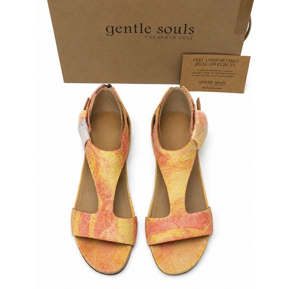 Gentle Souls by Kenneth Cole Women's Gisele Sandal Pastel Leather NIB Size 9.5M